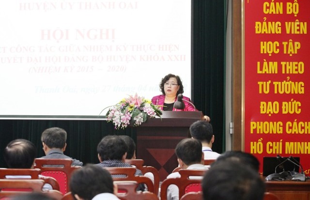 Phó Bí thư Thành ủy, Chủ tịch HĐND TP Nguyễn Thị Bích Ngọc dự sơ kết giữa nhiệm kỳ Đảng bộ huyện Thanh Oai